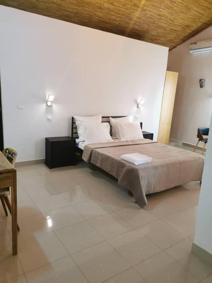 La Fandenoise Bed & Breakfast Thies Exterior foto