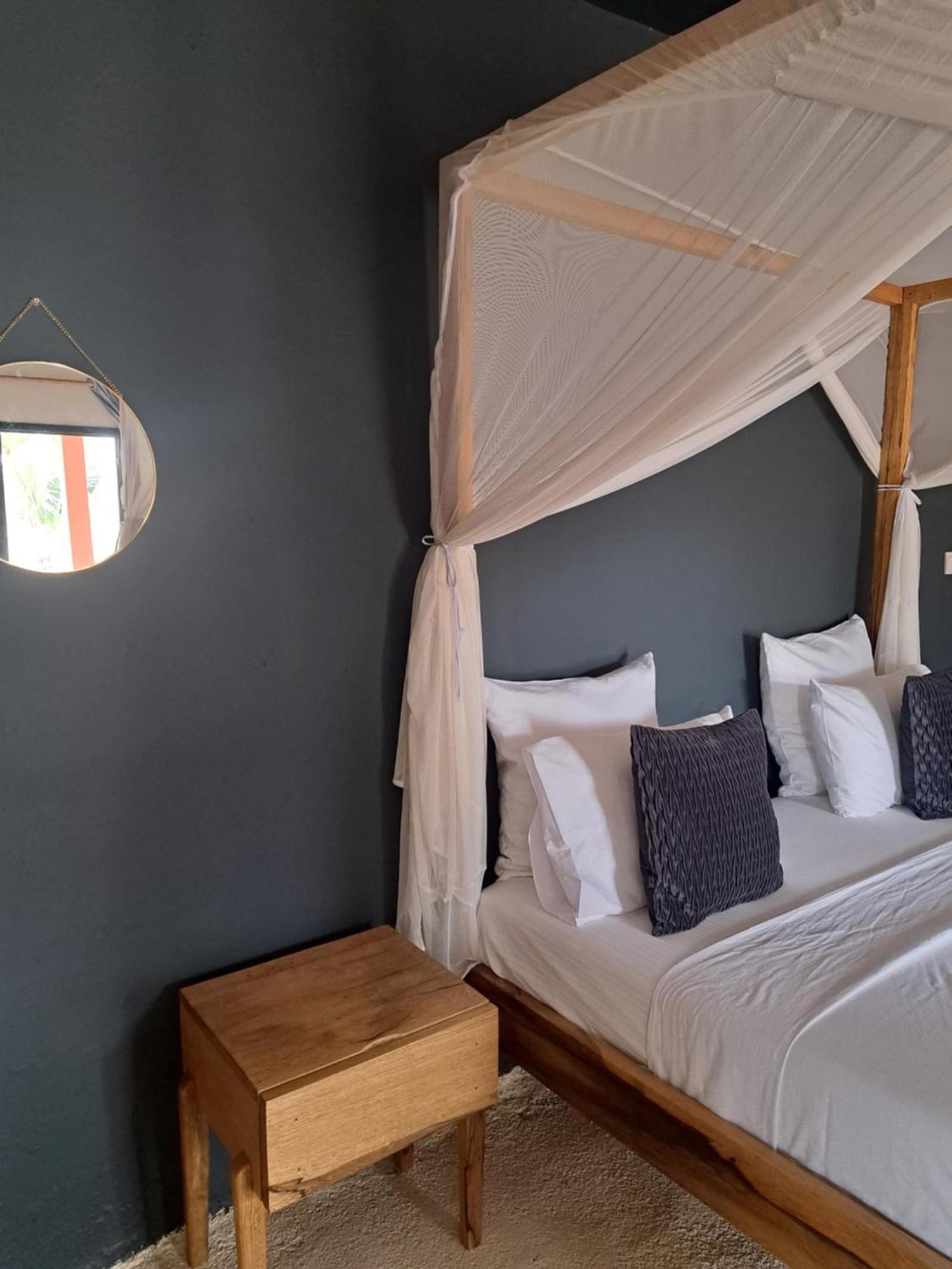 La Fandenoise Bed & Breakfast Thies Exterior foto