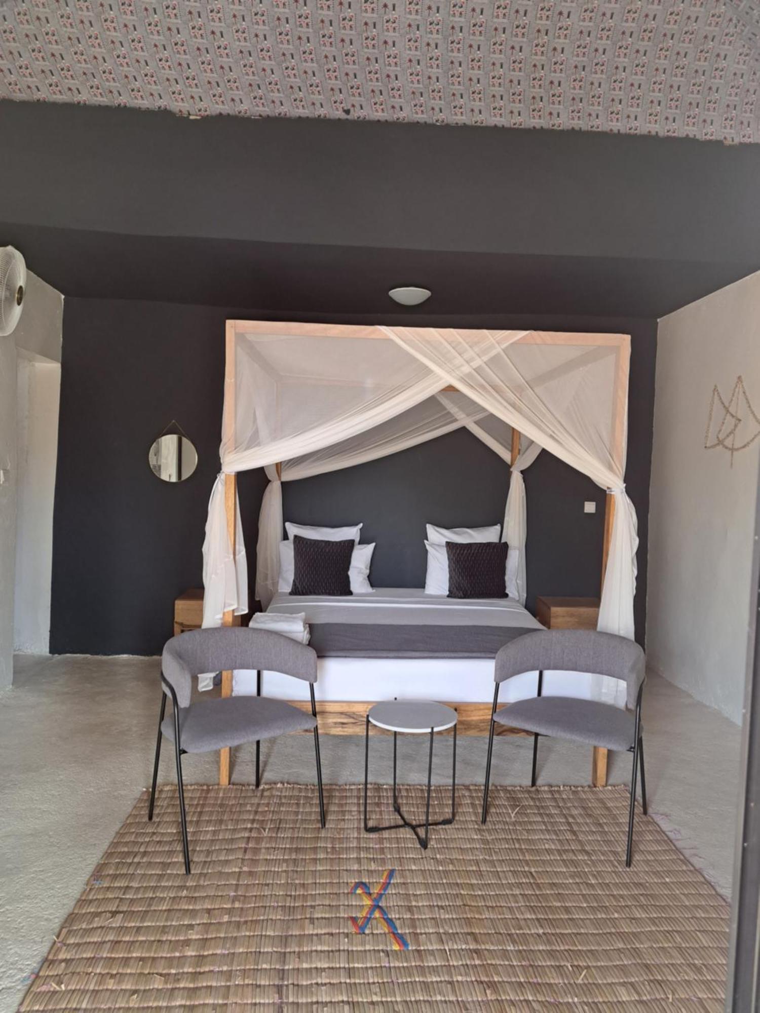 La Fandenoise Bed & Breakfast Thies Exterior foto