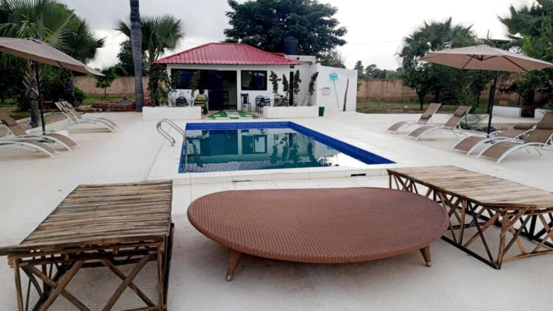 La Fandenoise Bed & Breakfast Thies Exterior foto