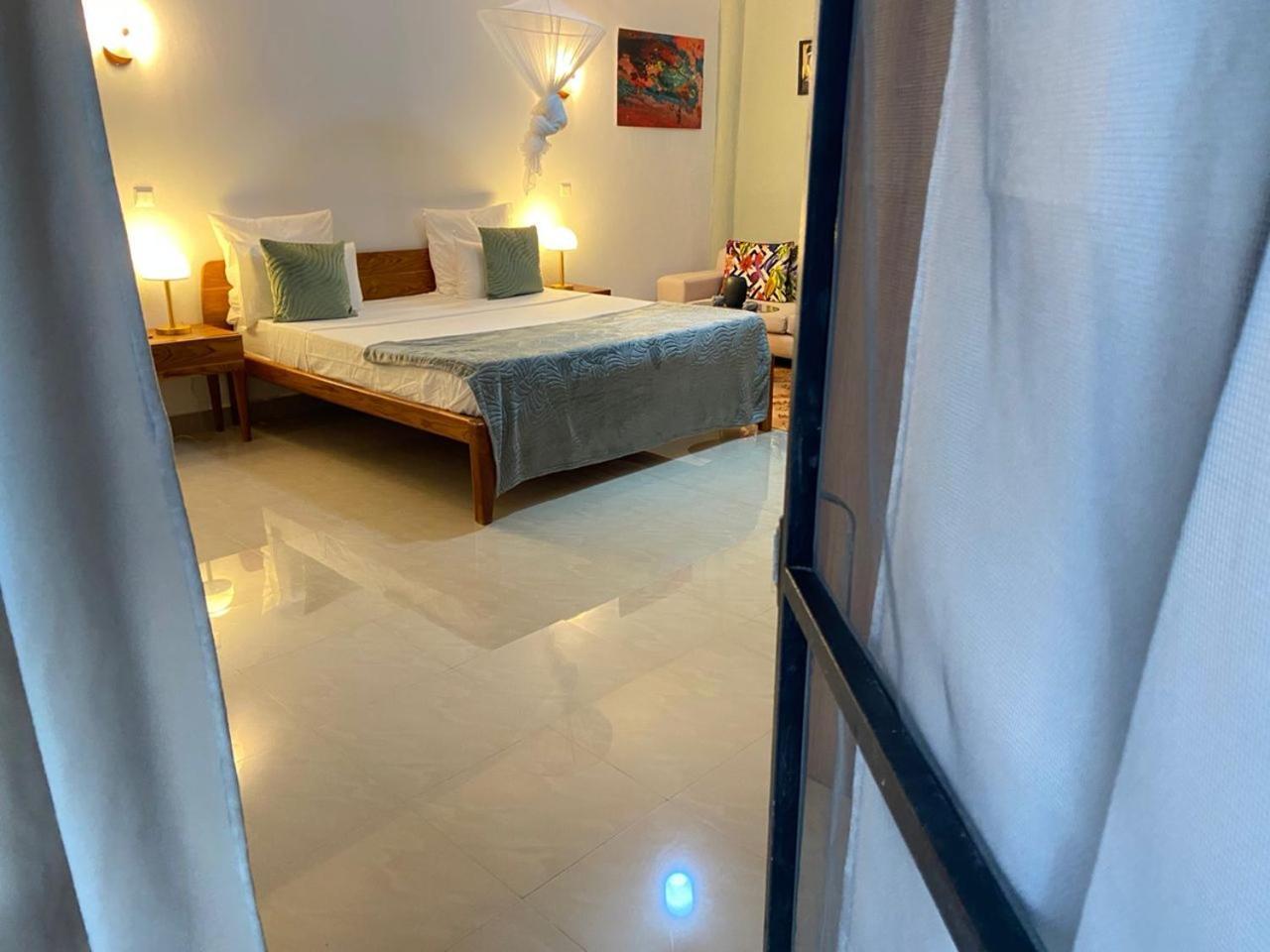 La Fandenoise Bed & Breakfast Thies Exterior foto