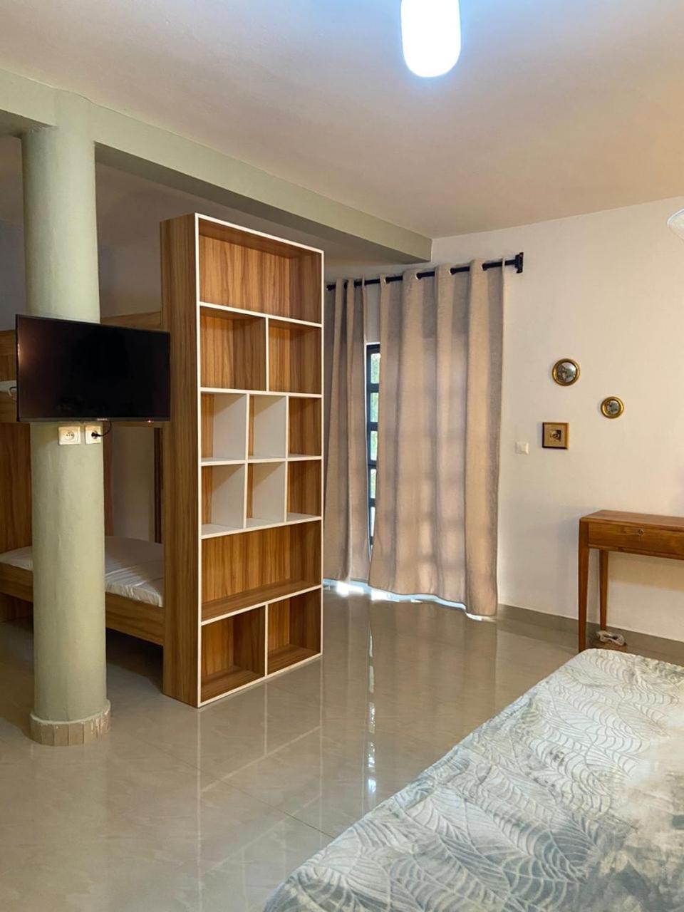 La Fandenoise Bed & Breakfast Thies Exterior foto